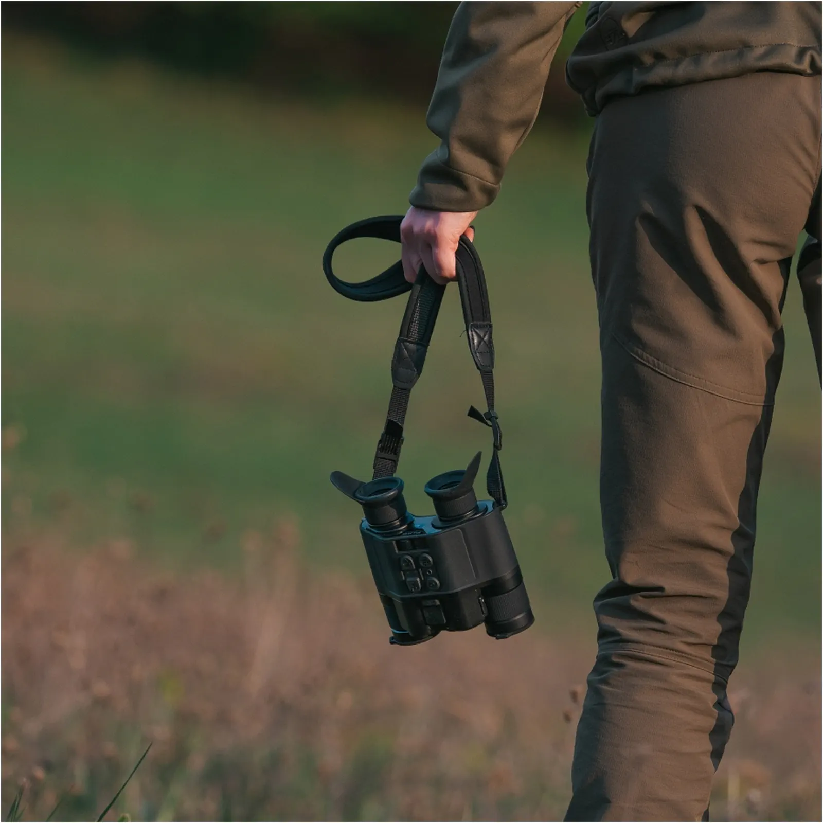 PARD Osprey 4K podczas użytkowania w terenie